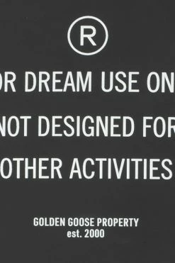 Golden Goose Koptelefoons IPhone 12/12 Pro Case Black -Golden Goose Verkoopwinkel 56deedddcc735cecc72258a1c98a69f9