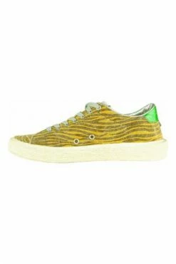Golden Goose Sneakers Yellow 8 Golden Goose Sneakers Yellow -Golden Goose Verkoopwinkel 8e581bfbc0b1ebd99713dedec6822ac5