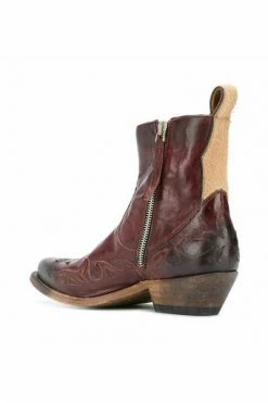 Golden Goose Laarzen Santiago Western Ankle Boots Red 8 Golden Goose Laarzen Santiago Western Ankle Boots Red -Golden Goose Verkoopwinkel a3a852578de31340e57dbf49a05df6cf