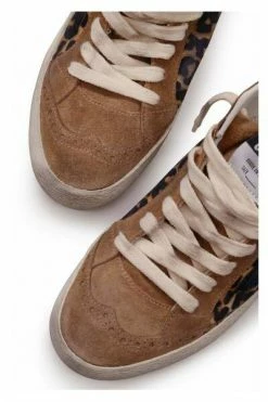 Golden Goose Sneakers Brown 8 Golden Goose Sneakers Brown -Golden Goose Verkoopwinkel f7a6c2e50b194f6efd204c924afacc56